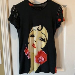 Women’s upscale T Shirt